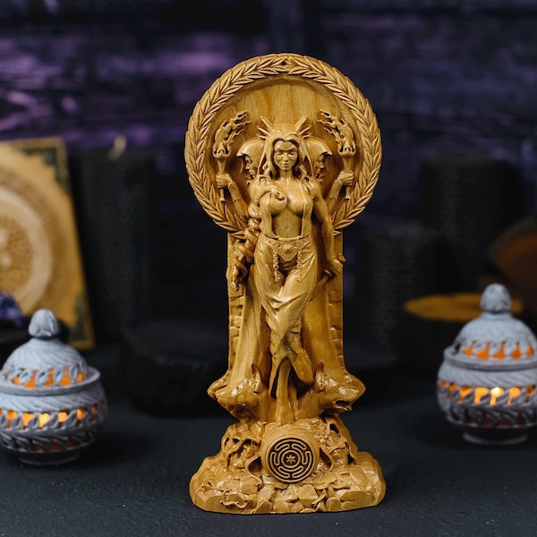 Estatua de Hécate – Diosa griega de la magia y la brujería / Figura de madera