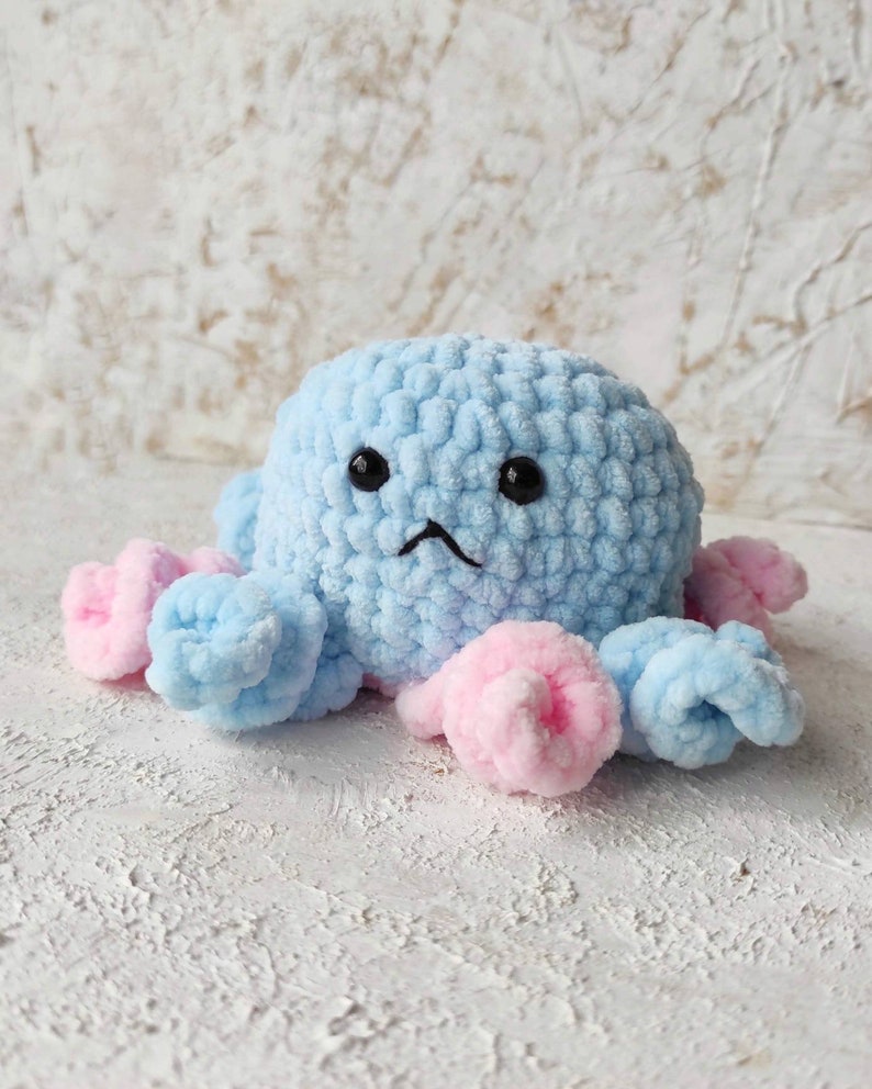 Reversible octopus crochet kit Beginner crochet patterns amigurumi Plush amigurumi kits for beginners with yarn crochet DIY image 6