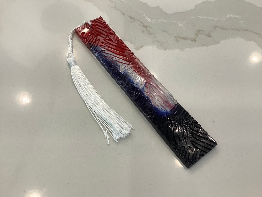 Custom Resin Bookmark: Personalized Colors & Media - Etsy
