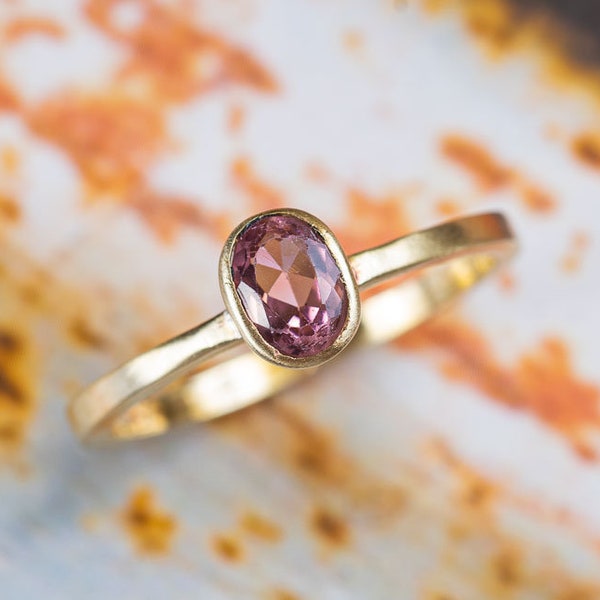 Pink Sapphire Ring, 18k Pink Sapphire Ring, Peach Sapphire Ring