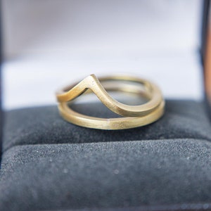 Wedding Band Set in 18k, 18k Wedding Rings, Industrial Design Bands