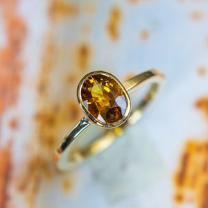 Natural Sapphire Ring in 18k, Orange Sapphire Ring, Ceylon Sapphire Ring