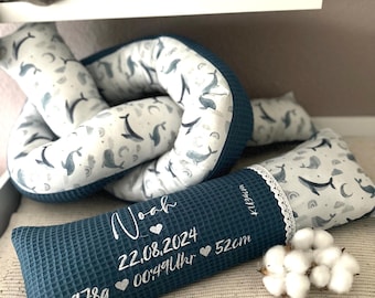 Geburtskissen mit Gewicht und Länge - Babygeschenk - personalisiertes Kissen - Babykissen mit echtmaße, Geschenk Geburt, W24, S2, Wal