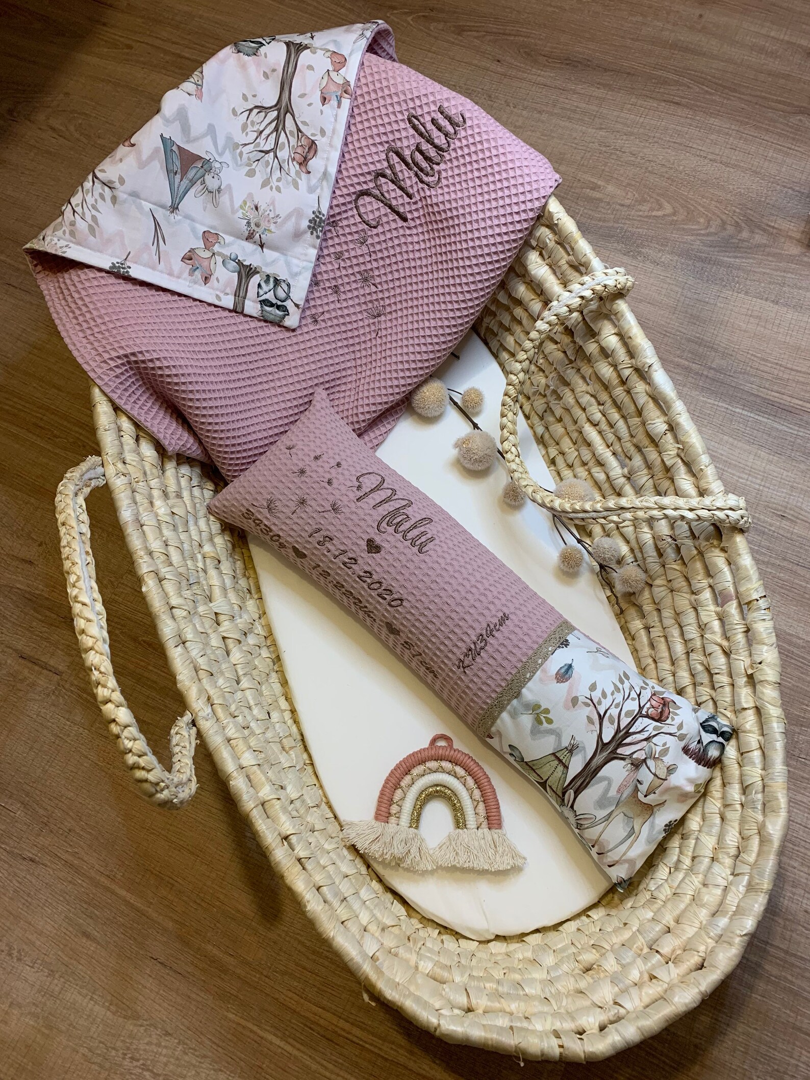 Birth pillow with size and weight for babies/children for Etsy