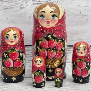 Ukrainian Doll Hand Painted Nesting Doll 5 pieces, Ukrainian Doll 4.72&#39;&#39; or 12 cm, Wooden Toy, Home Decor, Kids Gift, Kids Room Decor