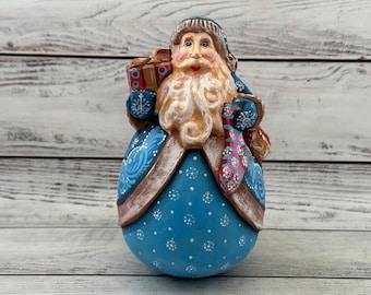 手彫りの木製サンタクロース：ウクライナの民芸品、手描き - Etsy 日本