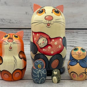 Cats Family Ukrainian Nesting Doll 3.93'' or 10 cm, Kids Doll 5 pieces, Gift for Mom, Kids Gift, Animal Toys, Kids Room Decor, Wood Toy