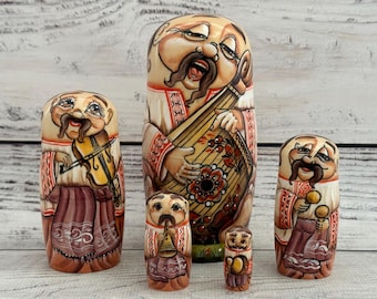 Ukrainian Doll Hand Painted Nesting Doll 5 pieces, Ukrainian Family 4.72'' or 12 cm, Wooden Toy, Home Decor, Kids Gift, Kids Room Decor