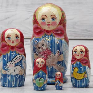 Ukrainian Doll Hand Painted Nesting Doll 5 pieces, Ukrainian Doll 4.72&#39;&#39; or 12 cm, Wooden Toy, Home Decor, Kids Gift, Kids Room Decor