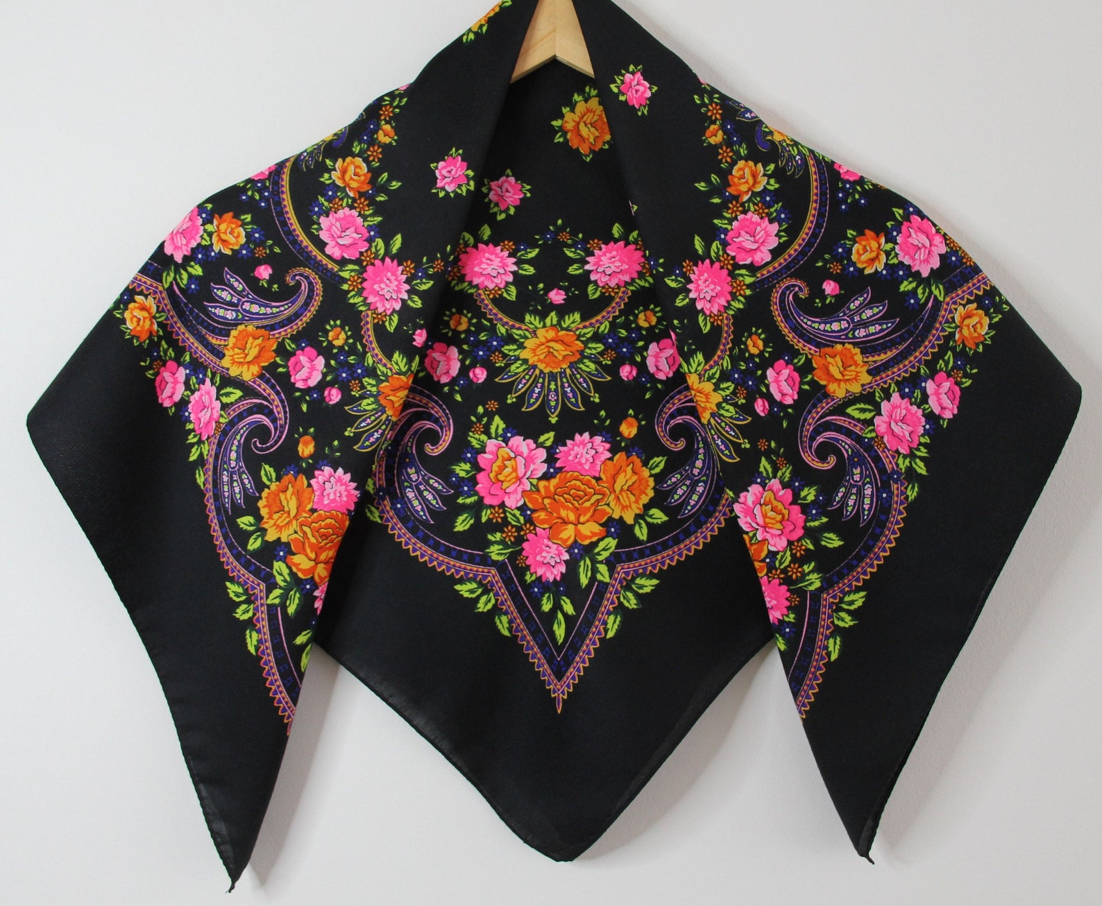 Ukrainian Shawl, Red Slavic Babushka Floral Scarf, Ethnic Folk Shawl ...