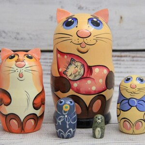 Cats Family Ukrainian Nesting Doll 3.93'' or 10 cm, Kids Doll 5 pieces, Gift for Mom, Kids Gift, Animal Toys, Kids Room Decor, Wood Toy