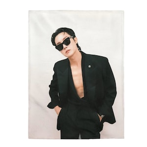 Hobi Mama Outfit Throw Blanket, Hobi Abs Velveteen Plush Blanket, Gift for Army and K-Pop Fans, Kpop Merch, Korean Home Decor #1754