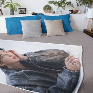 Couverture photo K-Pop personnalisée, couverture en velours RM, cadeau personnalisé pour l'armée et les fans de K-Pop, Namjooning, Tatamic, cadeau bébé Mochi #2188