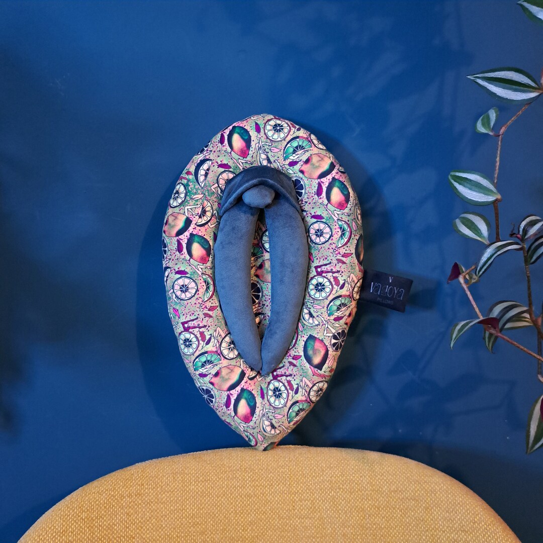 Vulva Puppet, Sex Education Gadget, Vulva Cushion With Lemons, Lemons in Green & Blue, Lesbian