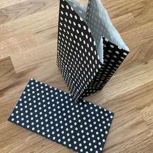 Black and white polka dot gift bags discount