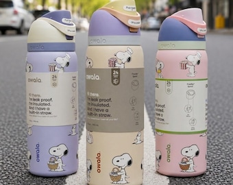 Snoopy FreeSip Water Bottle 32oz, Insulated Leakproof Bottle