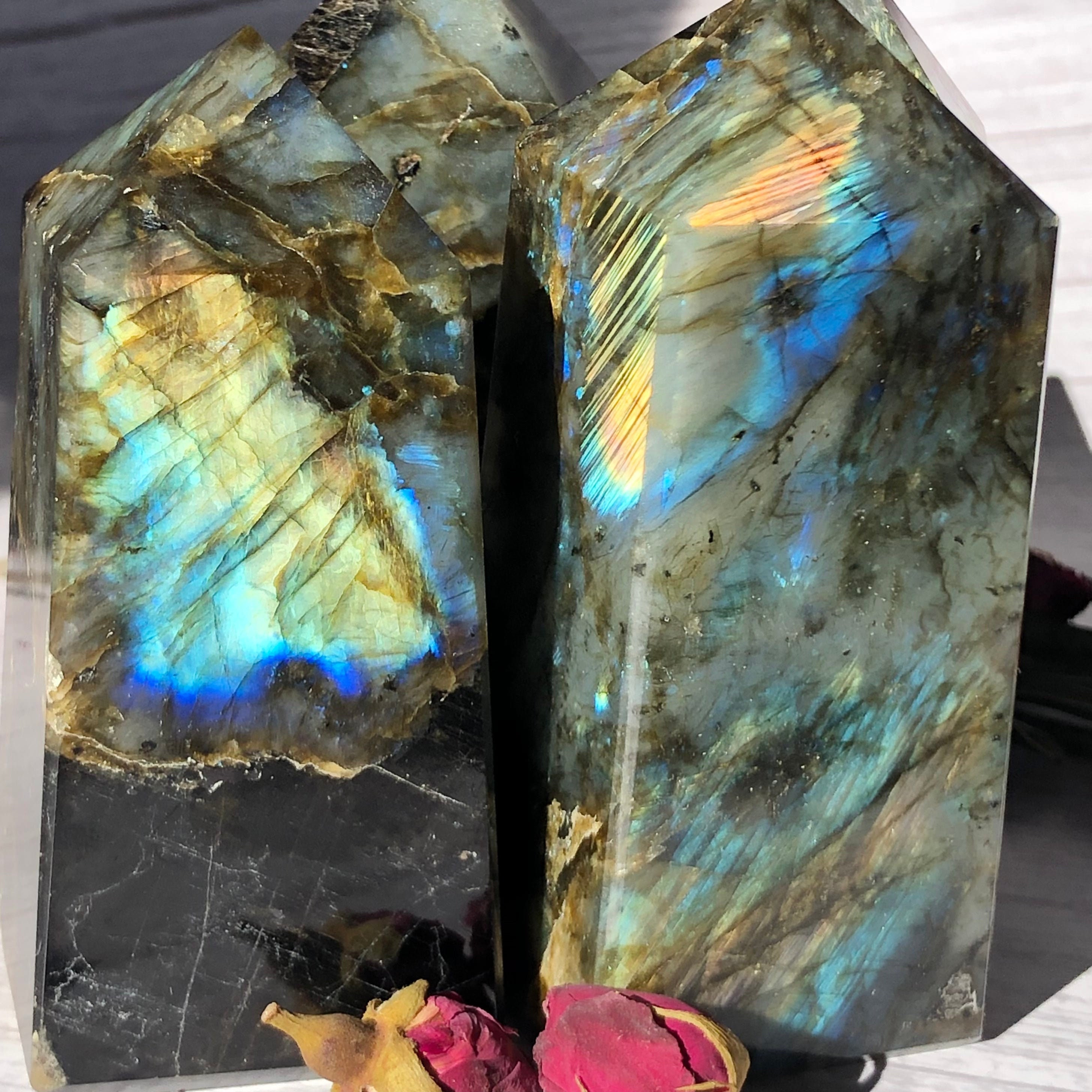 Tour de Labradorite