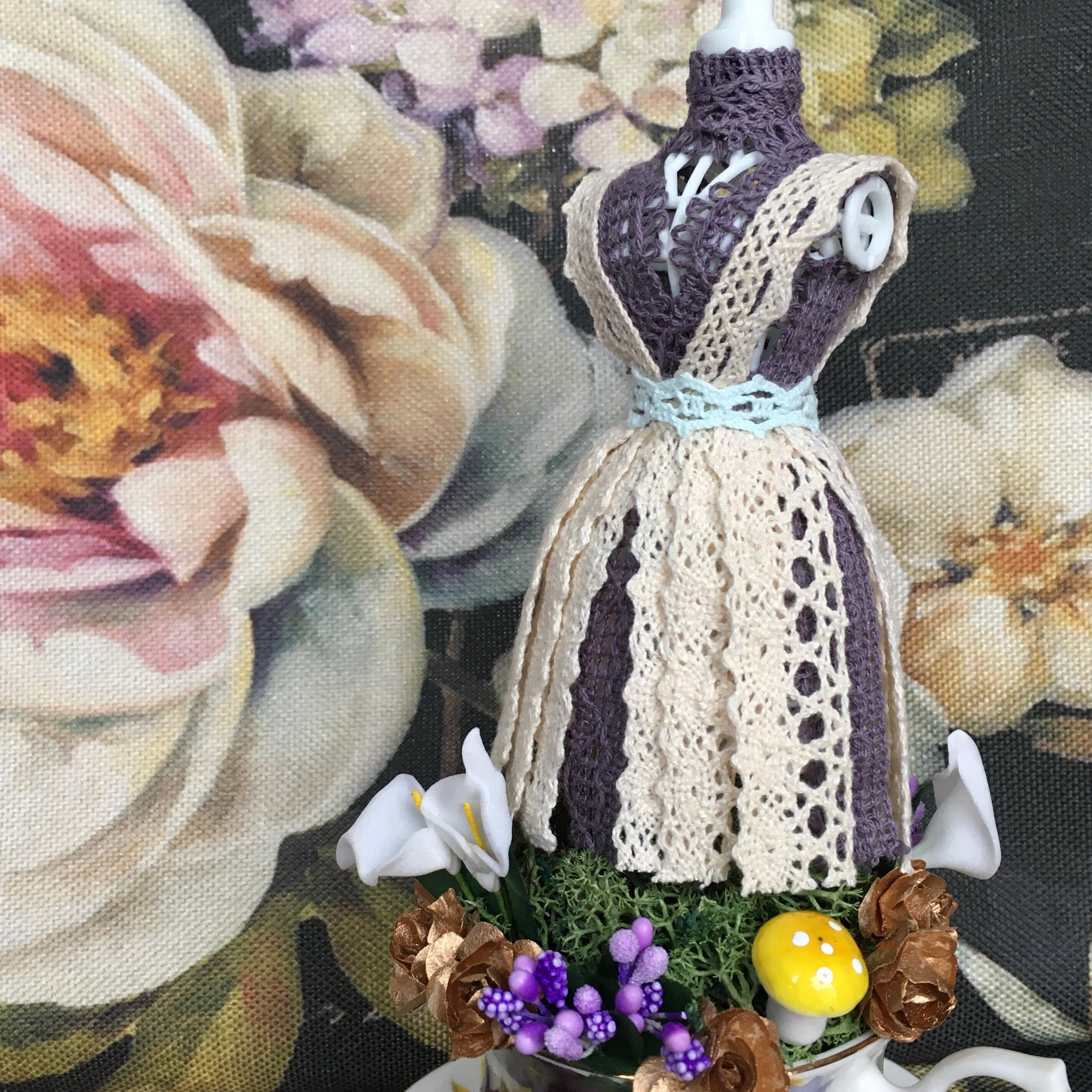 Handmade Whimsical Lace Dress in Vintage Teacup / Decorative | Etsy