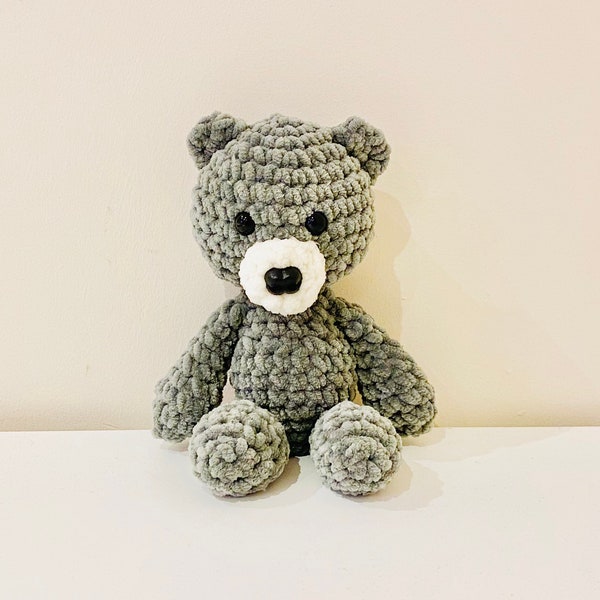 Crochet Plush bear written pattern/ Small Amigurumi Bear Pattern/ Easy Amigurumi project/ crochet soft toy bear pattern