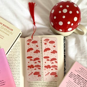 Mushroom Bookmark, Fungi Mushie bookmark, Mushroom illustration, Bookmark with or without tassel, Book worm gift, Book lover Gift