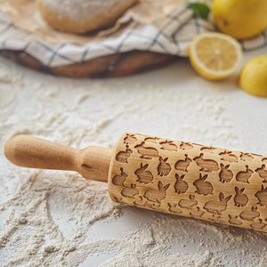 Bunny Rabbit Gift, Embossed Rolling Pin & Cookie Stamp, Kitchen Gift with Personalization for Mom, Easter Party Decor Easter Bunny Cookies