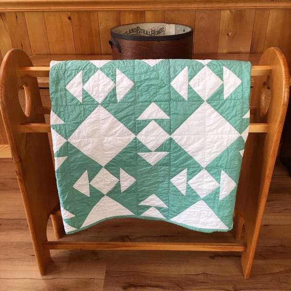 Vintage Hand Quilted Green & White Patchwork Cotton Quilt, Summer Weight