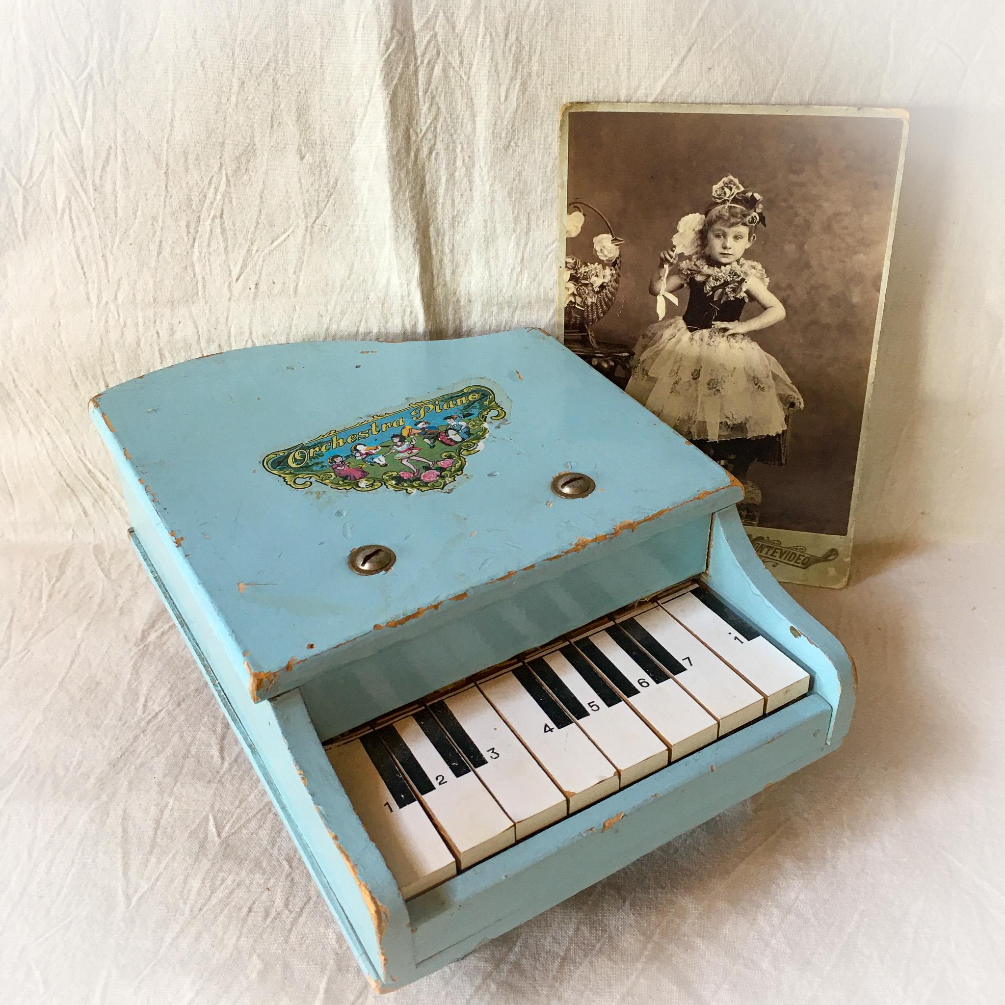 ミニピアノ ヴィンテージ Vintage Toy Piano: 1930s Japanese