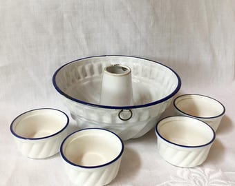 Vintage Enamelware Pan & Ceramic Custard Cups: Blue Rim Baking Set