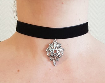 Wiccan pentacle choker necklace, in stainless steel and red or black velvet