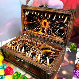 Double Mouth Mimic Dice Box - Orange Box With Handle