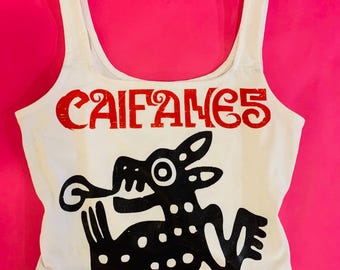 Top cropped elástico com ombros à mostra, estilo rock espanhol, da Caifanes. Escolha o seu tamanho.