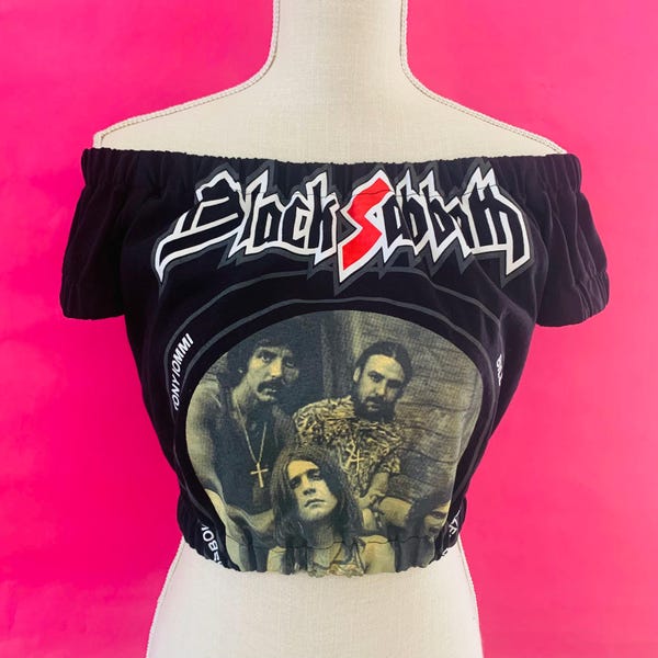 Black Sabbath Schulterfrei Elastisches Crop Top. Wählen Sie Ihre Größe.