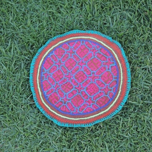 Shipibo Altar Cloth made by Shipibo Female Shaman | 26 cm in diameter  | Traditional Shipibo Embroidery | Ayahuasca vision