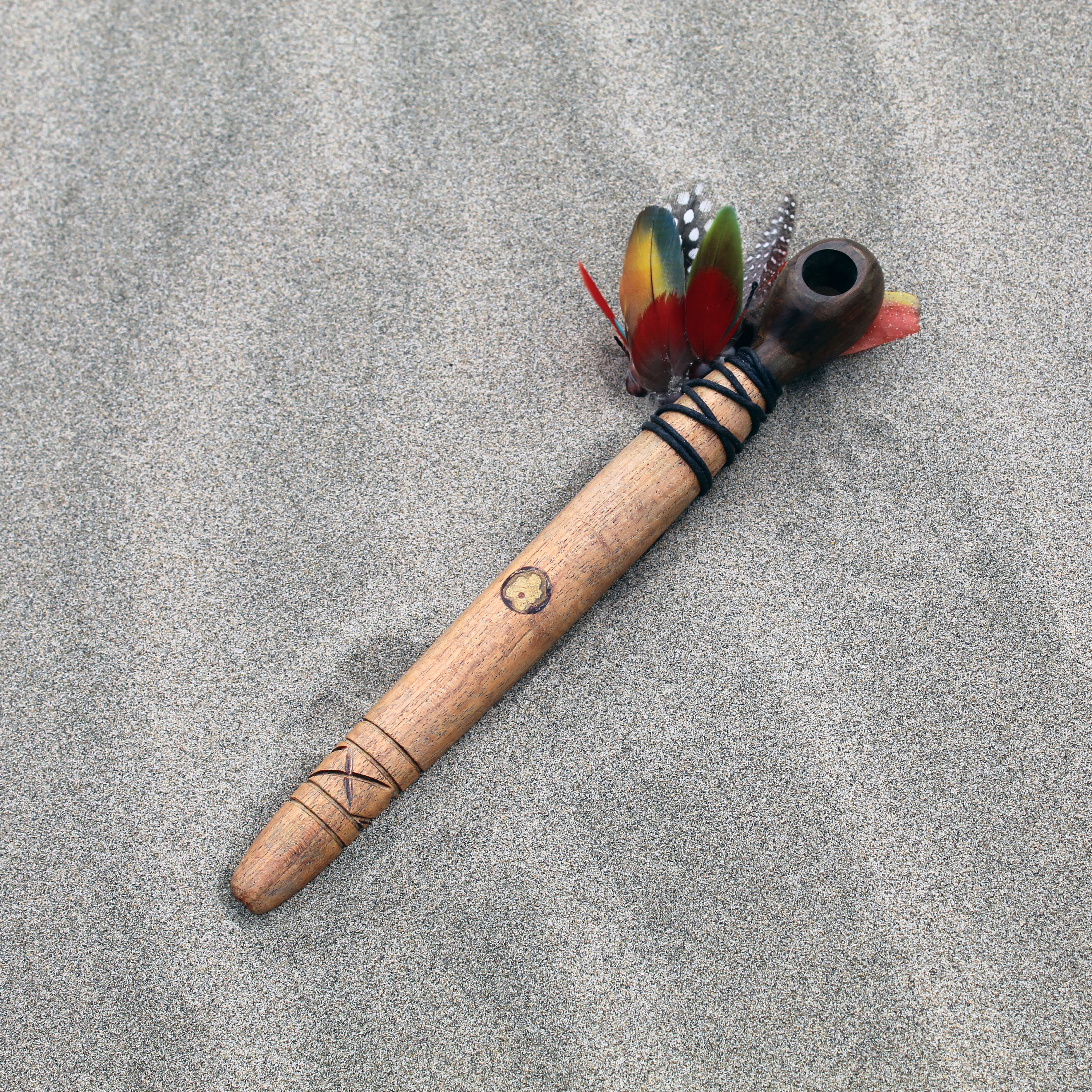 Native American Ceremonial Pipe | Peace Pipe | Made of Aya Vine and Madera  Negra | 24 Cm
