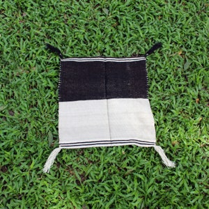 Qero Unkuna Despacho Cloth (Duality: Feminine and Masculine) | Handmade Traditional Woven on Q&#39;ero Looms for Plant Medicine Ceremony