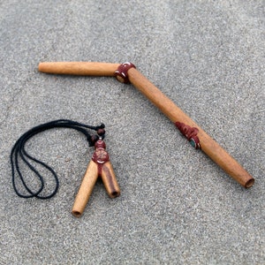 Kuripe Tepi Set | Necklace Kuripe | Made of Algarrobo | Decorated with A piece of Aya Vine and Peruvian Turquoise