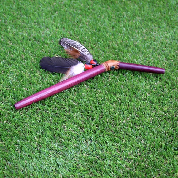 Applicateur TEPI en bois de rose avec turquoise du Pérou et plume domestique