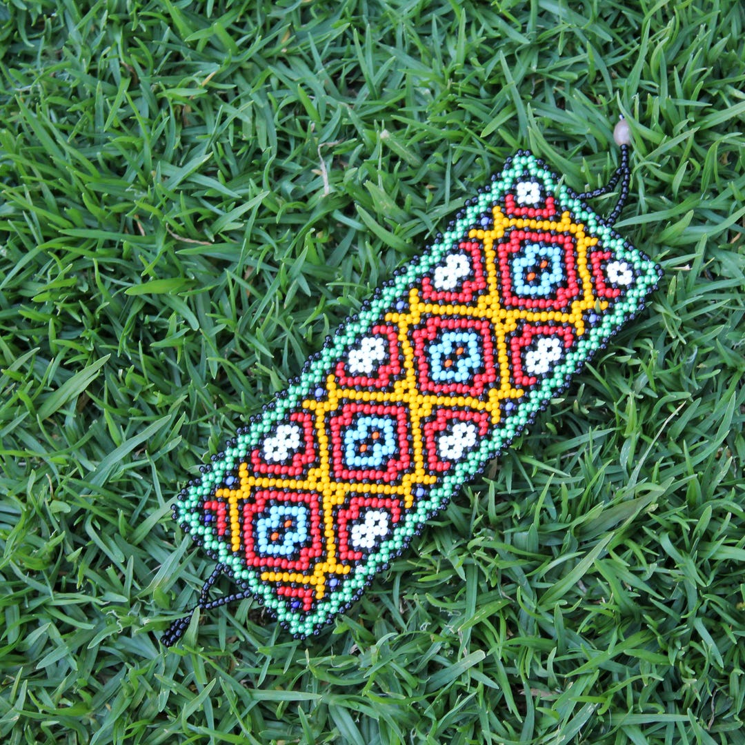 Kene Design Shipibo Beaded Bracelet: Original Shipibo Kené Design, Unisex ...