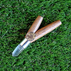 Kuripe Self Applicator | Made of Algarrobo | Decorated with A piece of Aya Vine, Peruvian Turquoise Stone and Clear Quartz