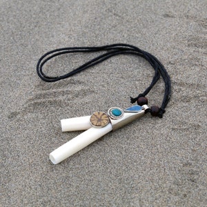 Bone Necklace Kuripe Pipe | Decorated with Aya Vine, Peruvian Turquoise Stone and Lapis Lazuli