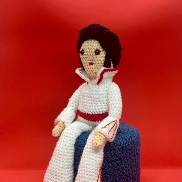 PDF CROCHET PATTERN: Toilet Roll Cover - Elvis The King of Rock and Loo Roll
