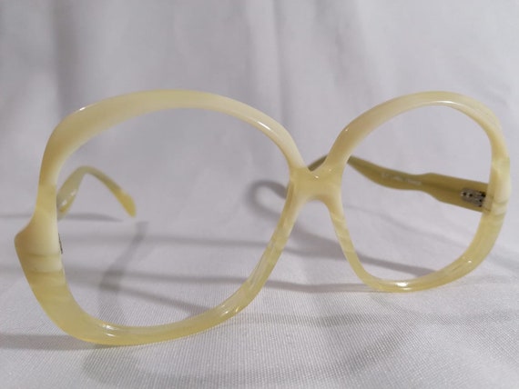 Armazon Frances for Lenses