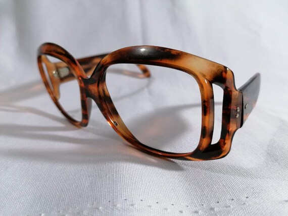 Armazon Frances for Lenses