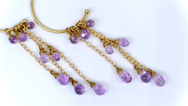 A really wonderful pair of drop amethyst hoop earrings, the briolette drops attached with gold chain to the 9ct gold hoops image 4