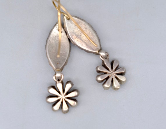 A wonderful pair of antique silver paste earrings… - image 2
