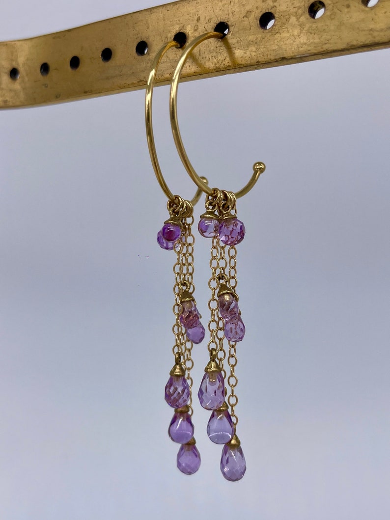 A really wonderful pair of drop amethyst hoop earrings, the briolette drops attached with gold chain to the 9ct gold hoops image 3