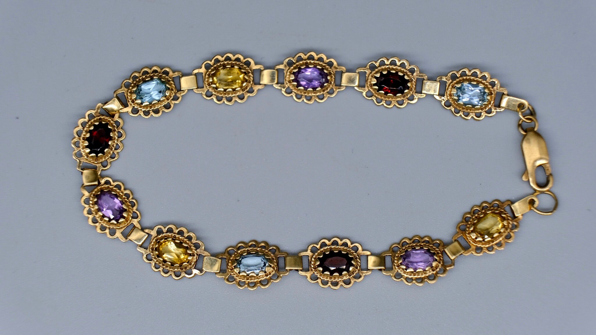 Vintage bracelets with stones new arrivals