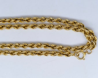 A fabulous vintage 9ct yellow gold rope link chain measuring 21.5", 5.7g, circa 1980