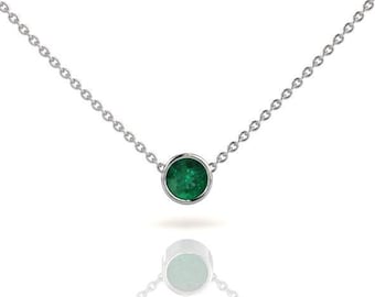 14k Emerald Ketting, Emerald Layering Hanger, Minimalistische Sieraden, WitGouden Solitaire Ketting, Mei Birthstone, Everyday Emerald Jewelry