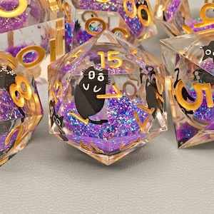 Purple Cat Liquid Core DnD Dice Set, Unique Dungeons and Dragons Dice Set for Gifts, Mystical RPG D&D Dice Gift